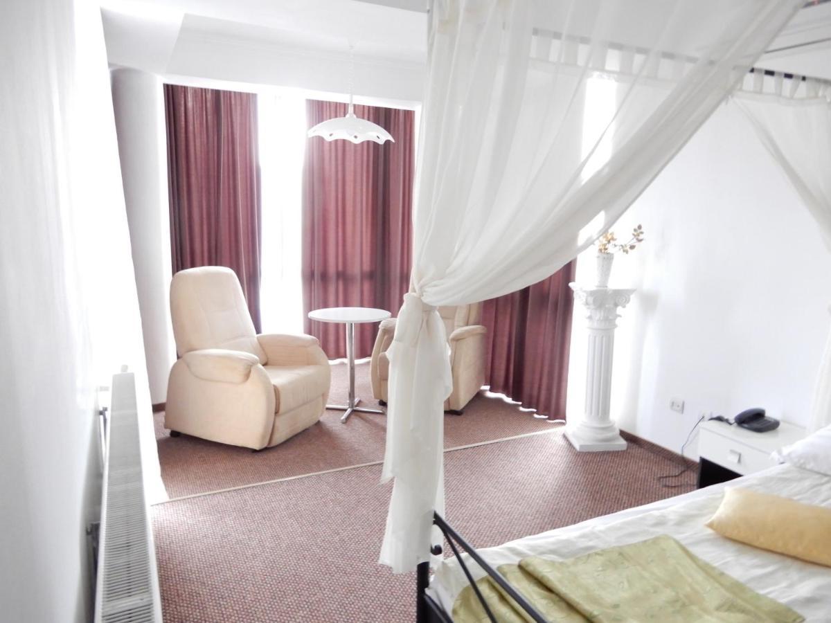 Rhc Royal Hotel أرادايا المظهر الخارجي الصورة
