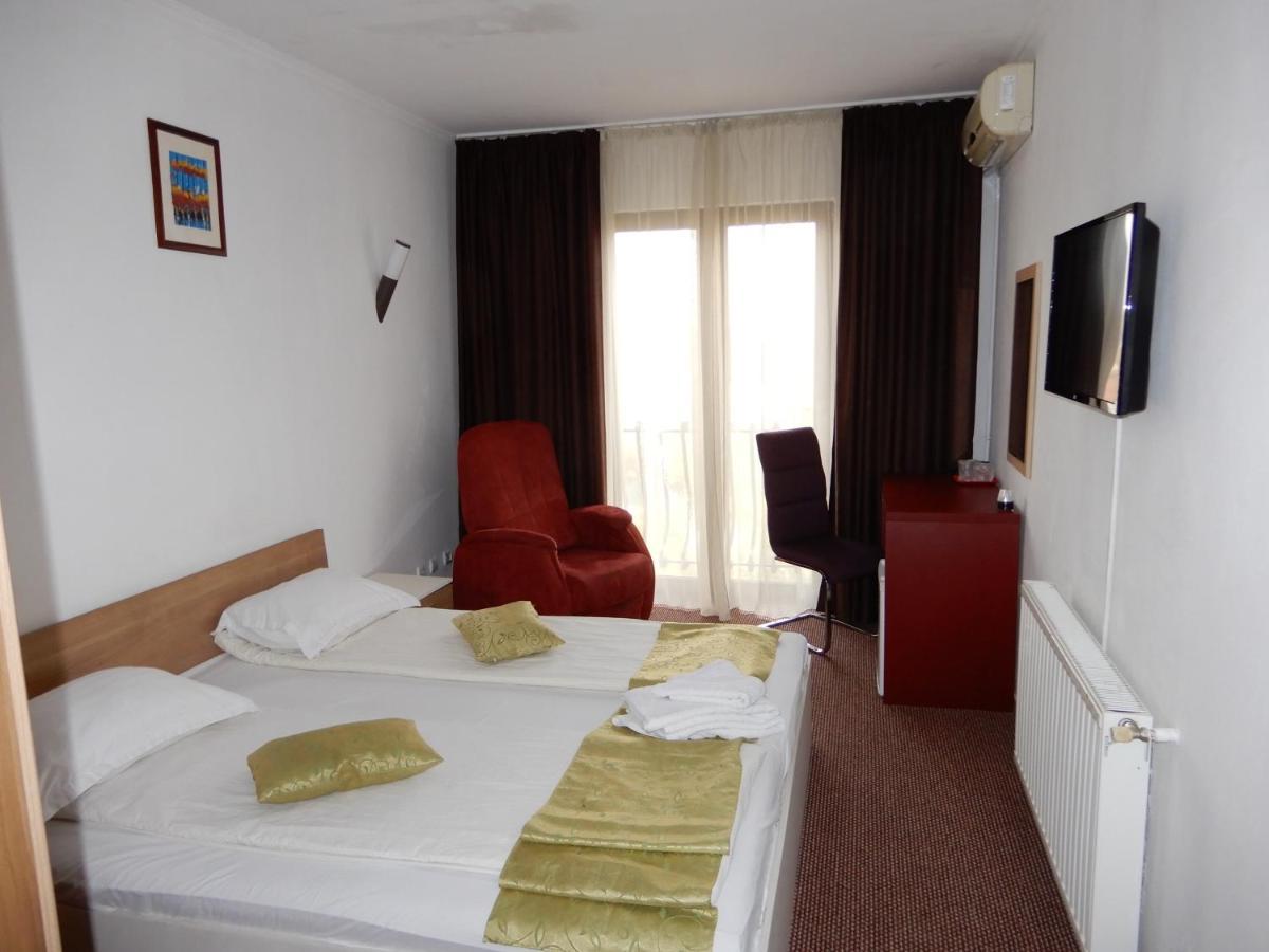 Rhc Royal Hotel أرادايا المظهر الخارجي الصورة