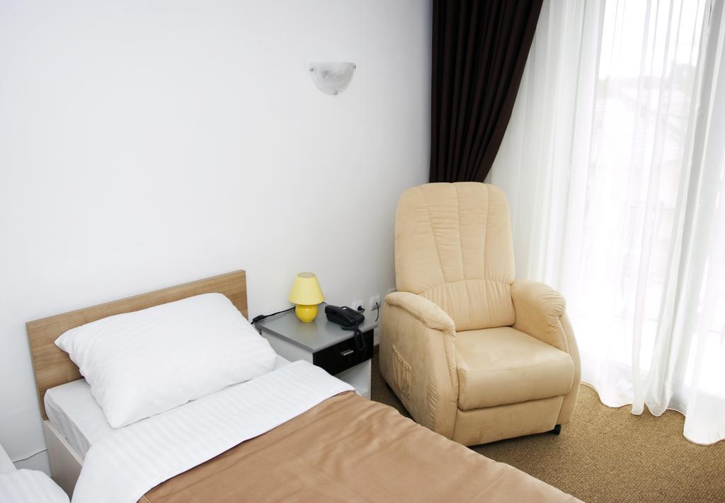 Rhc Royal Hotel أرادايا الغرفة الصورة