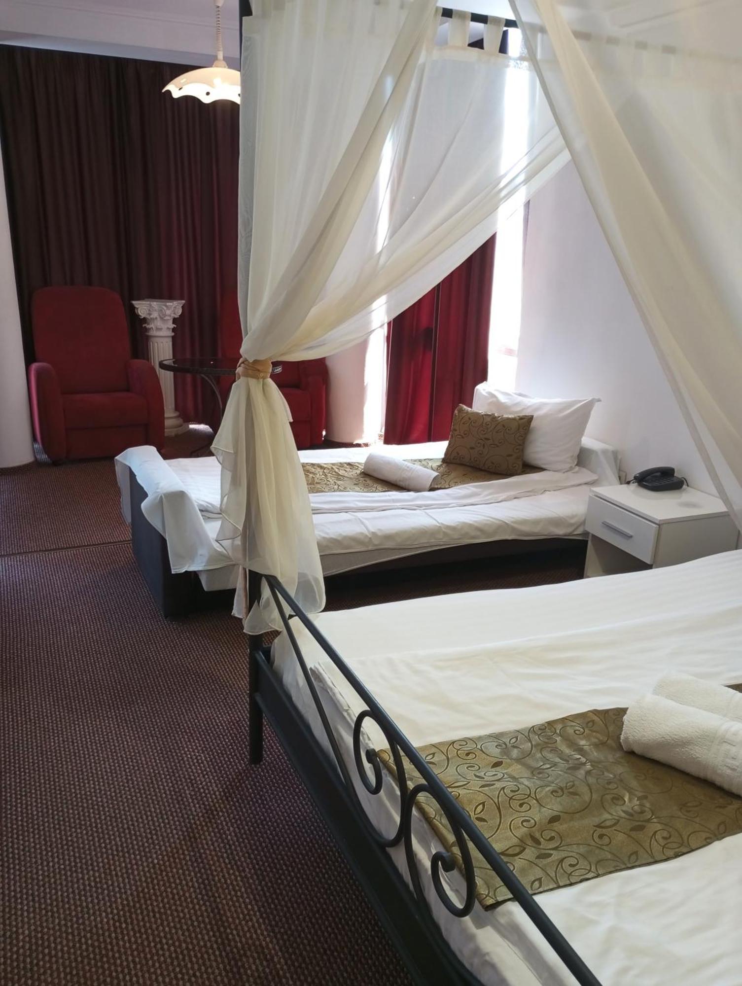 Rhc Royal Hotel أرادايا المظهر الخارجي الصورة