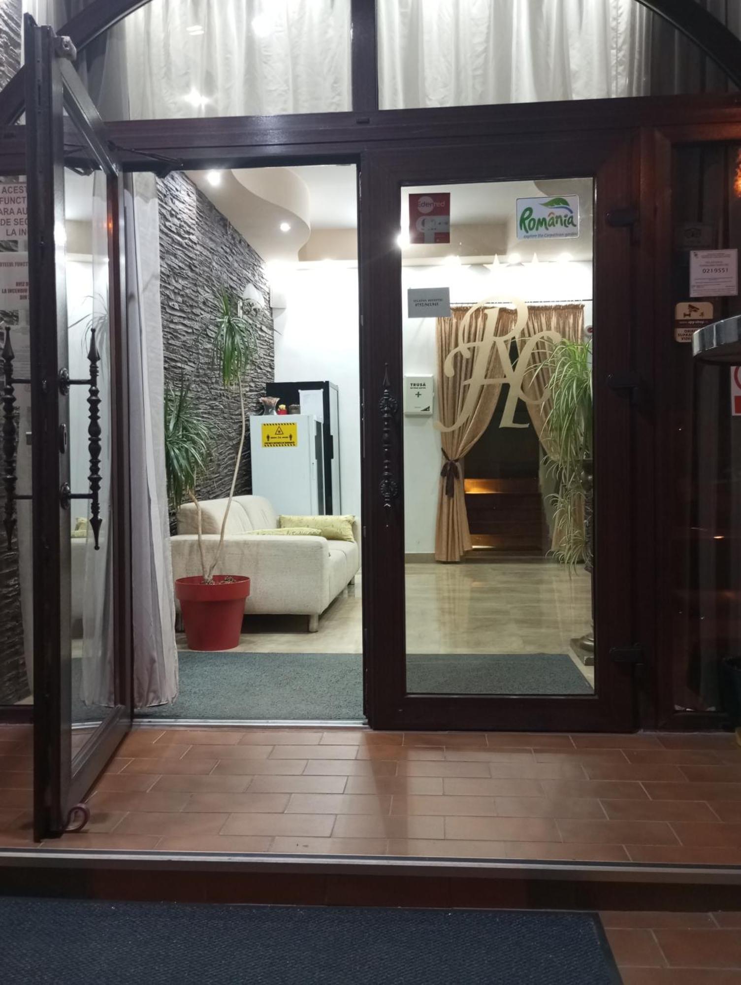Rhc Royal Hotel أرادايا المظهر الخارجي الصورة