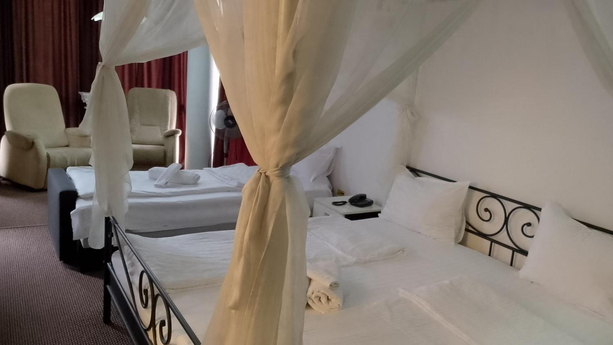 Rhc Royal Hotel أرادايا المظهر الخارجي الصورة