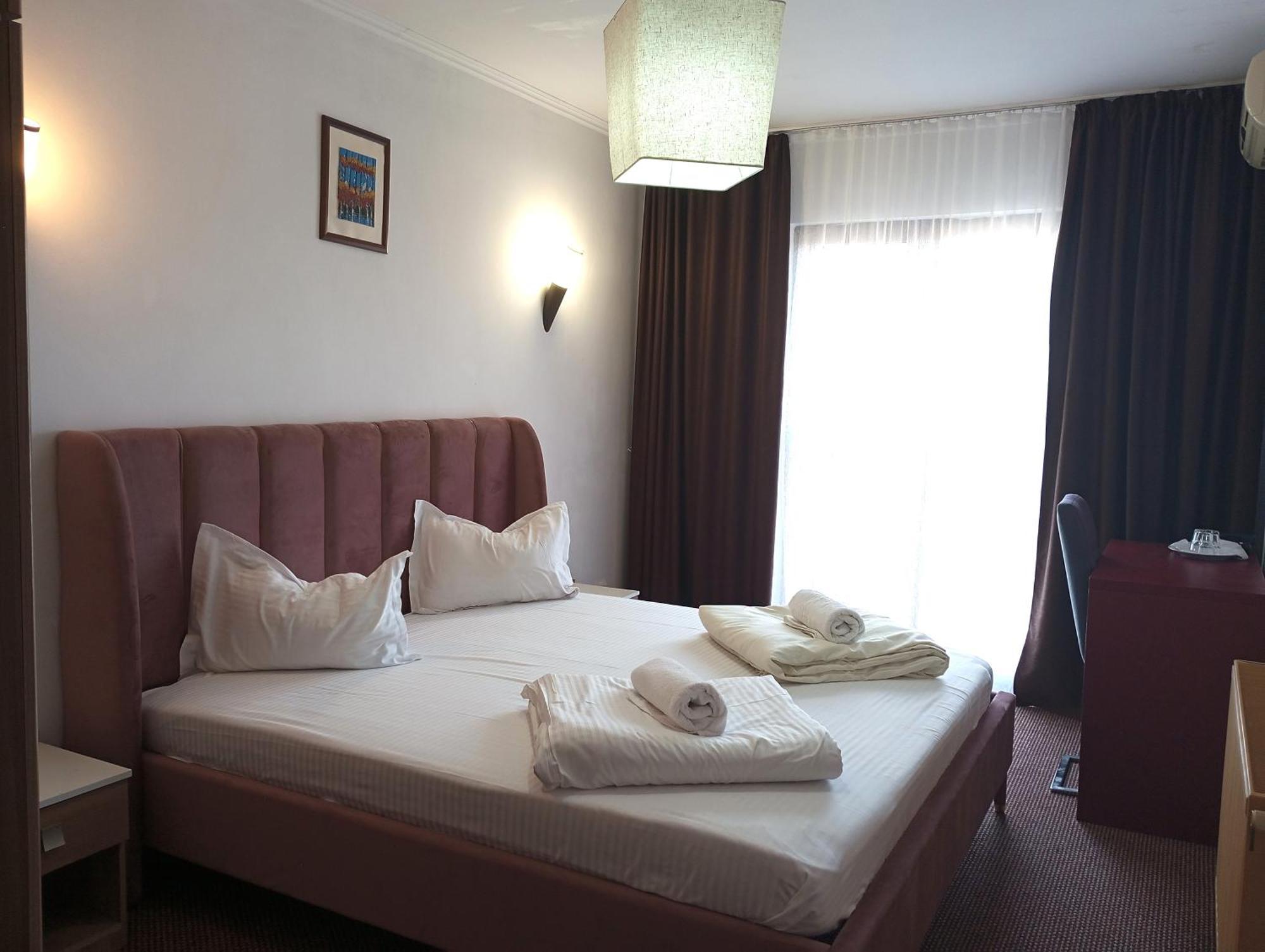 Rhc Royal Hotel أرادايا المظهر الخارجي الصورة