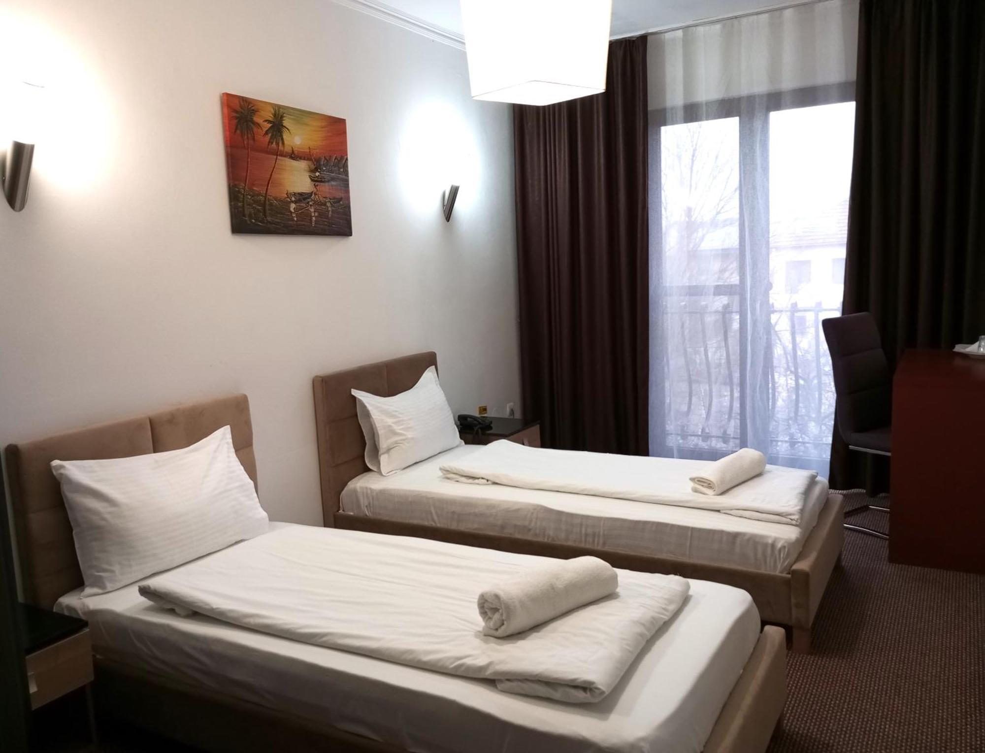 Rhc Royal Hotel أرادايا المظهر الخارجي الصورة